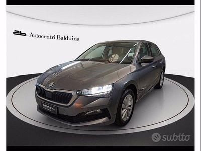 Usata Skoda Scala Ambition 110 CV (80 kW) 2024 Grigio graphite metallizzato Utilitaria