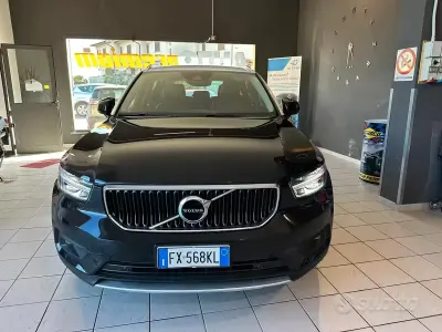 Usata Volvo XC40 R-Design 150 CV (110 kW) 2019 Nero SUV