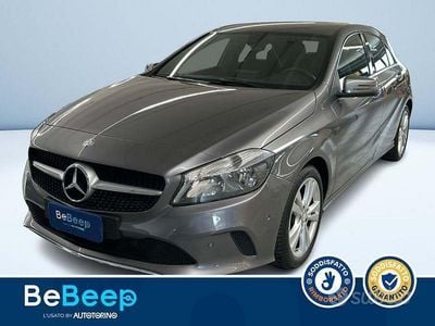 Usata Mercedes A180 122 CV (89 kW) 2015 Grigio metallizzato Berlina
