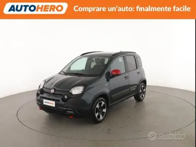 Begagnad Fiat Panda Cross Cross 69 HK (50 kW) 2023 Grön Halvkombi