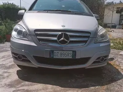 Usata Mercedes B200 136 CV (100 kW) 2010 Monovolume