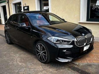 Usata BMW 120 M Sport 190 CV (139 kW) 2020 Nero Utilitaria