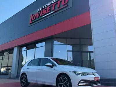 Usata VW Golf VIII Style 131 CV (96 kW) 2020 Bianco Berlina