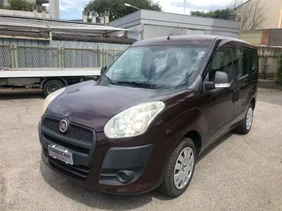 Usata Fiat Doblò Dynamic 120 CV (88 kW) 2013 Bordeaux Monovolume