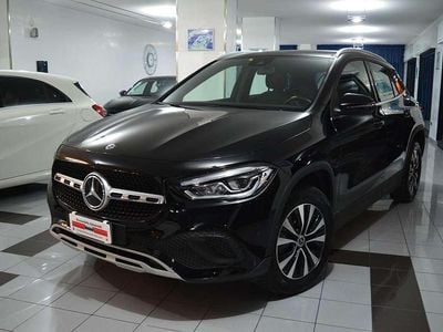 Mercedes GLA200