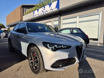 Usata Alfa Romeo Stelvio Veloce 210 CV (154 kW) 2025 Grigio SUV