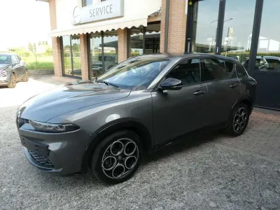 Usata Alfa Romeo Tonale Sprint 160 CV (117 kW) 2025 Grigio vesuvio SUV