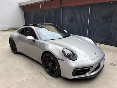 Usata Porsche 911 Carrera GTS 480 CV (353 kW) 2022 Argento Coupé