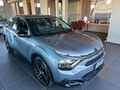 Usado Citroën C4 Shine 131 HP (96 kW) 2022 Cinzento Sedan