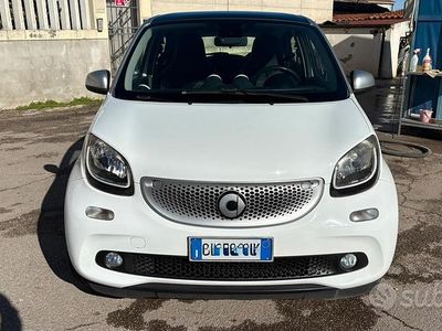 Usata Smart ForFour 2015 Bianco Utilitaria