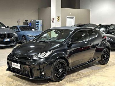Nero Usata 2021 Toyota Yaris Berlina | 36.900 € (Buon prezzo)