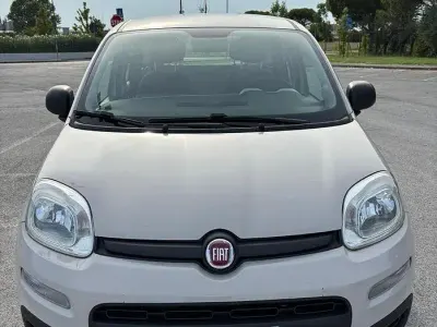 Usata Fiat Panda Lounge 85 CV (62 kW) 2015 Bianco Utilitaria