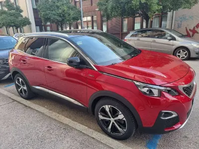 Usata Peugeot 3008 GT 131 CV (96 kW) 2019 Rosso SUV