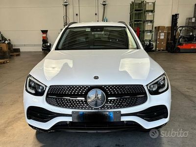 Usata Mercedes GLC300 245 CV (180 kW) 2019 Bianco SUV
