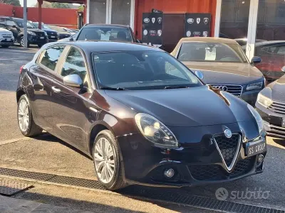 Usata Alfa Romeo Giulietta Super 120 CV (88 kW) 2017 Nero Utilitaria