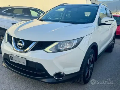 Usata Nissan Qashqai 360º 110 CV (80 kW) 2015 Bianco SUV