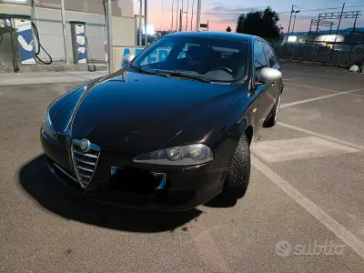 Usata Alfa Romeo 147 140 CV (102 kW) 2009 Nero Utilitaria
