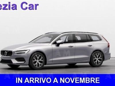 usata Volvo V60 B3 automatico Core nuova a Milano