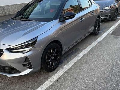 Usata Opel Corsa GS Line 101 CV (74 kW) 2022 Argento Berlina