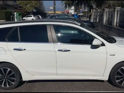Usata Fiat Tipo Lounge 120 CV (88 kW) 2017 Station wagon