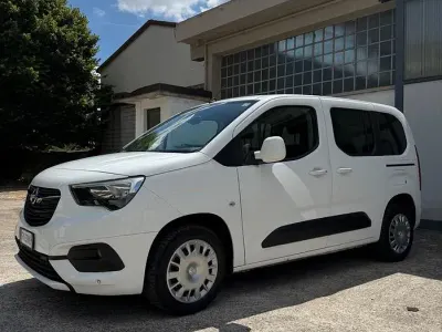 Usata Opel Combo S 102 CV (75 kW) 2020 Bianco Monovolume