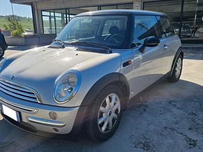Occasion Mini Cooper 116 ch (85 kW) 2002 Argent Citadine