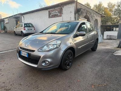 Usata Renault Clio IV Dynamique 74 CV (54 kW) 2012 Grigio Berlina