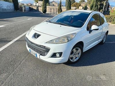 Bianco Usata 2011 Peugeot 207 Berlina | 4000 € (Buon prezzo)