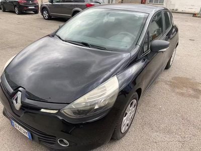 Usata Renault Clio IV 73 CV (53 kW) 2012 Nero Berlina