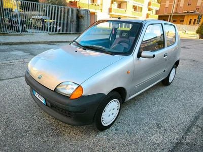 Usata Fiat Seicento 39 CV (28 kW) 1999 Grigio Utilitaria