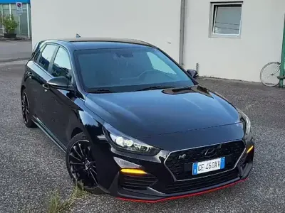 Usata Hyundai i30 250 CV (183 kW) 2019 Nero Berlina
