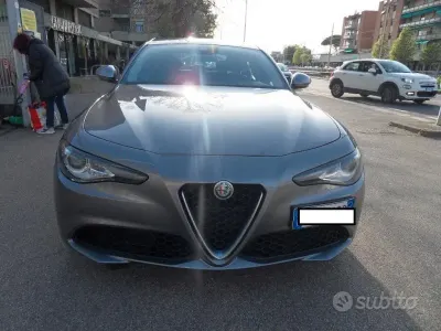 Usata Alfa Romeo Giulia Business 150 CV (110 kW) 2018 Grigio Berlina