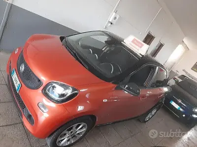 Begagnad Smart ForFour 71 HK (52 kW) 2015 Orange Halvkombi