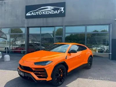 Usata Lamborghini Urus 650 CV (478 kW) 2021 Giallo SUV