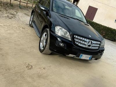 Mercedes ML320