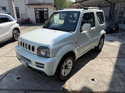 Usata Suzuki Jimny 86 CV (63 kW) 2010 Bianco SUV