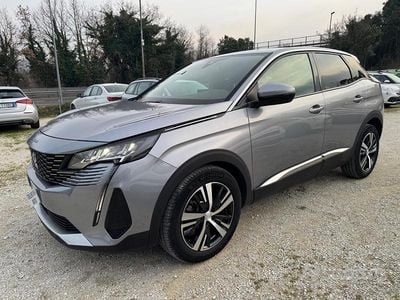 Usata Peugeot 3008 Allure 130 CV (95 kW) 2021 Grigio SUV