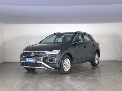Usata VW T-Roc Life 116 CV (85 kW) 2025 Deep black perlato SUV