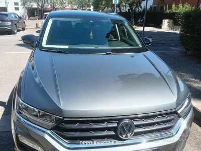 Usata VW T-Roc 150 CV (110 kW) 2019 Grigio SUV