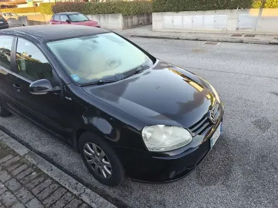 Usata VW Golf VI United 102 CV (75 kW) 2008 Nero Utilitaria
