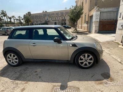 Usado Mini Cooper 110 CV (80 kW) 2008 Verde Utilitario