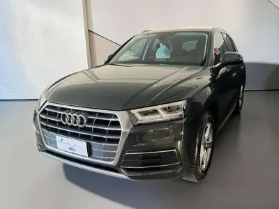 Usata Audi Q5 Business 190 CV (139 kW) 2019 Grigio SUV