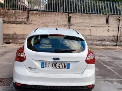 Usata Ford Focus 95 CV (69 kW) 2014 Bianco Berlina