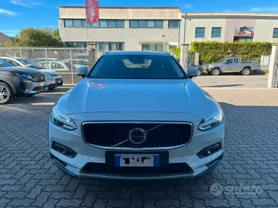 Usata Volvo V90 CC Pro 190 CV (139 kW) 2021 Bianco Station wagon