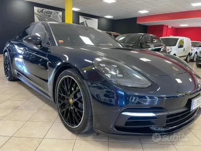 Usata Porsche Panamera 439 CV (322 kW) 2017 Bluazzurro Utilitaria