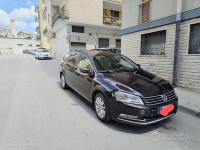 Usata VW Passat 150 CV (110 kW) 2011 Nero Station wagon