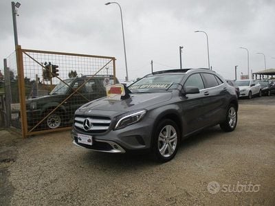 Usata Mercedes GLA200 136 CV (100 kW) 2016 Grigio SUV