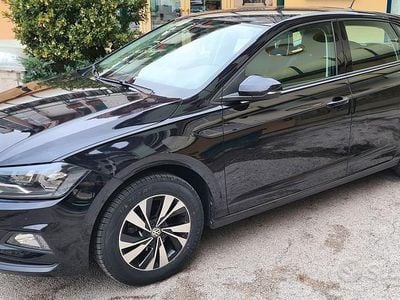 Usata VW Polo Comfortline 75 CV (55 kW) 2017 Nero Berlina