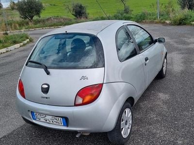 Usata Ford Ka Collection 69 CV (50 kW) 2004 Grigio Utilitaria