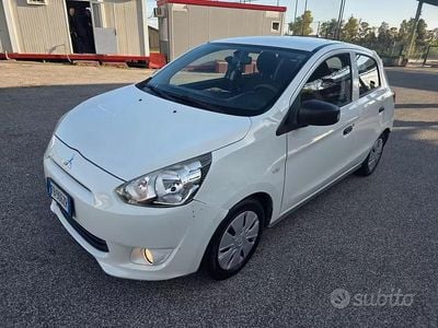Usata Mitsubishi Space Star 71 CV (52 kW) 2017 Bianco Utilitaria